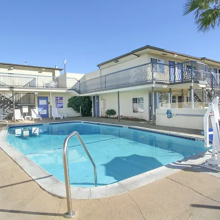 Motel 6 San Diego Airport/Harbor